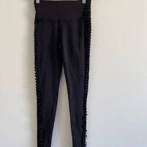 Beautiful Black Alo Leggings Size Small